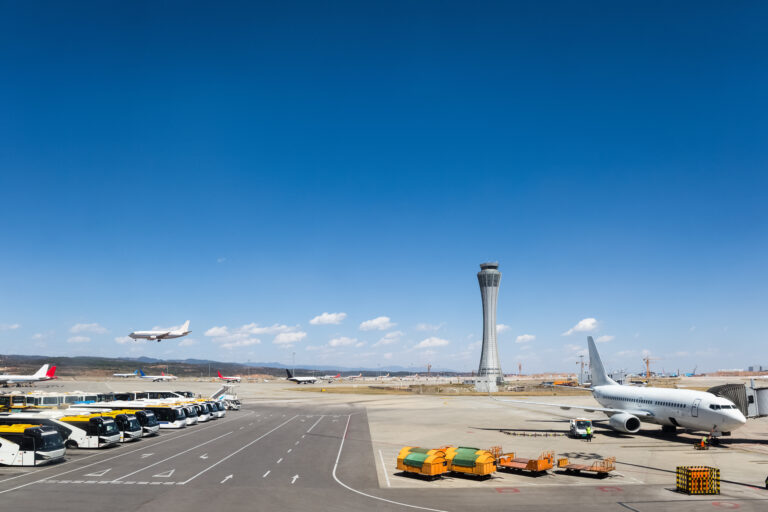 safety tips before denver into airport via