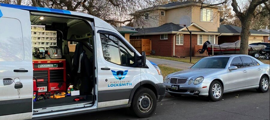 emergency outcall locksmith services